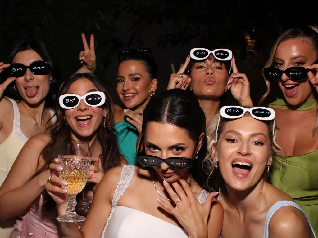 Χαρούμενες φίλες